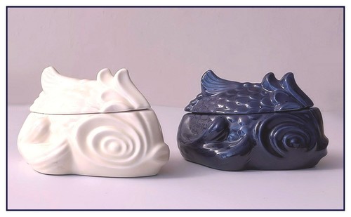 Red wing pottery very rare - wing,
